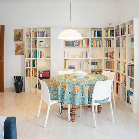 076 - Casa La Libreria, Centro Citta Di Chiavari, 500 Metri Da Mare E Spiagge - 2 Camere Da Letto المظهر الخارجي الصورة