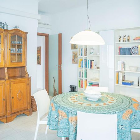 076 - Casa La Libreria, Centro Citta Di Chiavari, 500 Metri Da Mare E Spiagge - 2 Camere Da Letto المظهر الخارجي الصورة