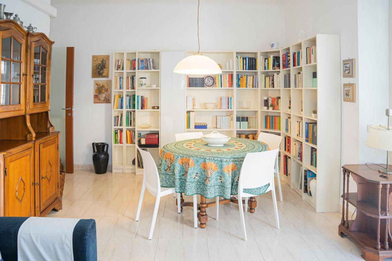 076 - Casa La Libreria, Centro Citta Di Chiavari, 500 Metri Da Mare E Spiagge - 2 Camere Da Letto المظهر الخارجي الصورة